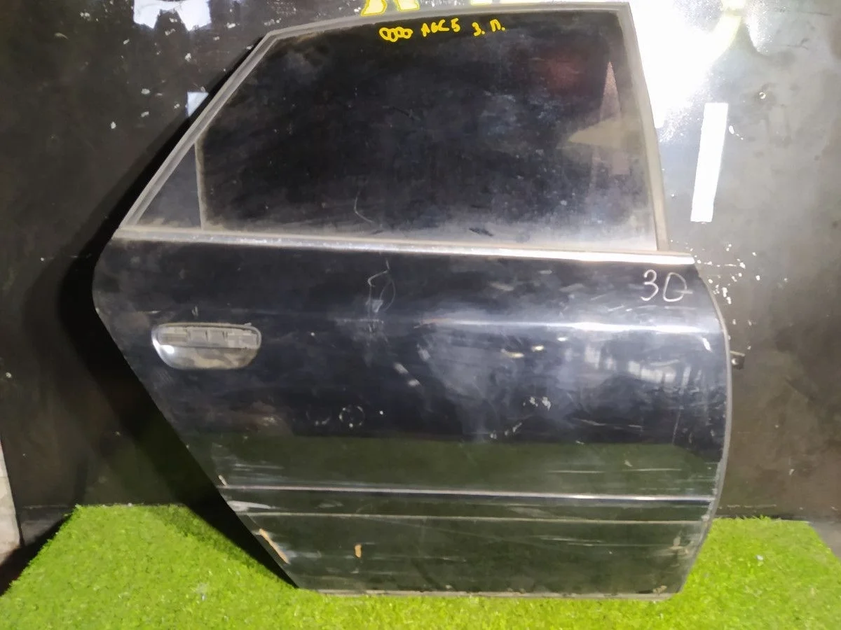 Дверь задняя правая Audi A6 C5 Голое делезо