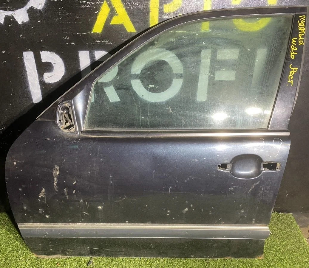 Дверь передняя левая Mercedes E класс (W210)