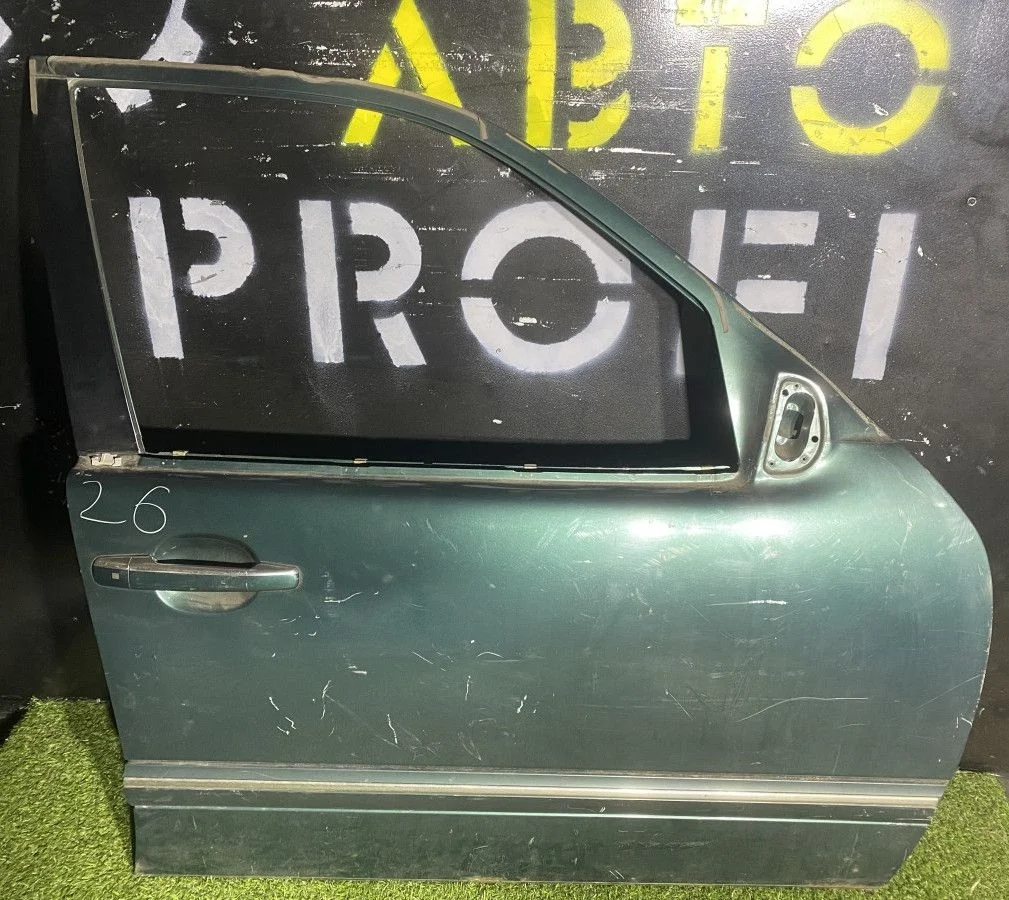 Дверь передняя правая Mercedes E-Class (W210)