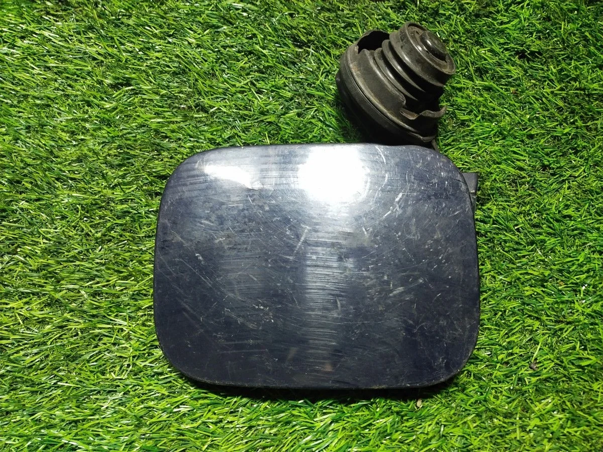 Лючок бензобака Audi A6 II (C5)