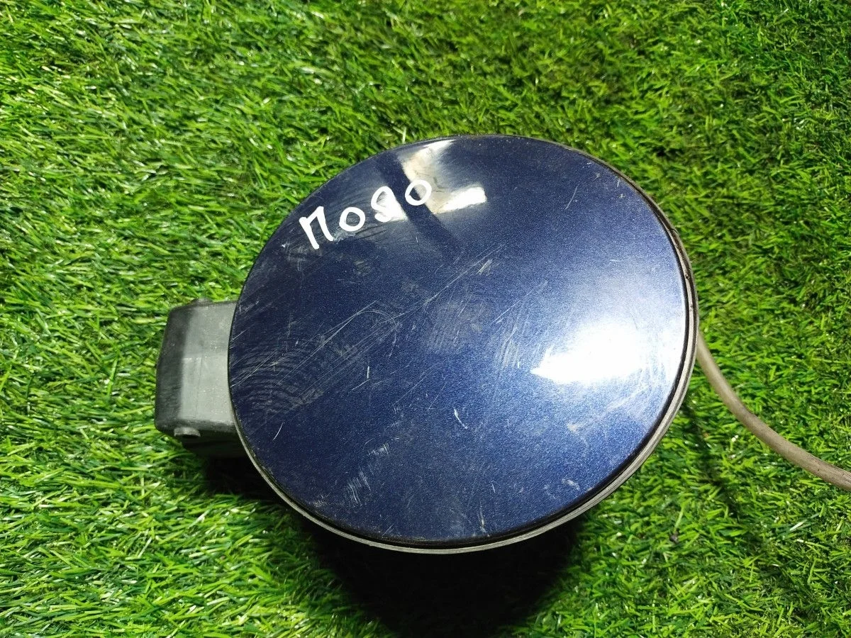 Лючок бензобака Volkswagen Polo 5