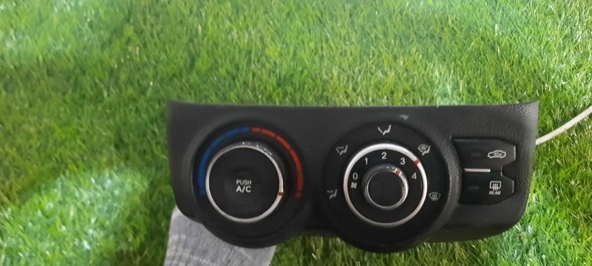 Блок управления Kia Rio III