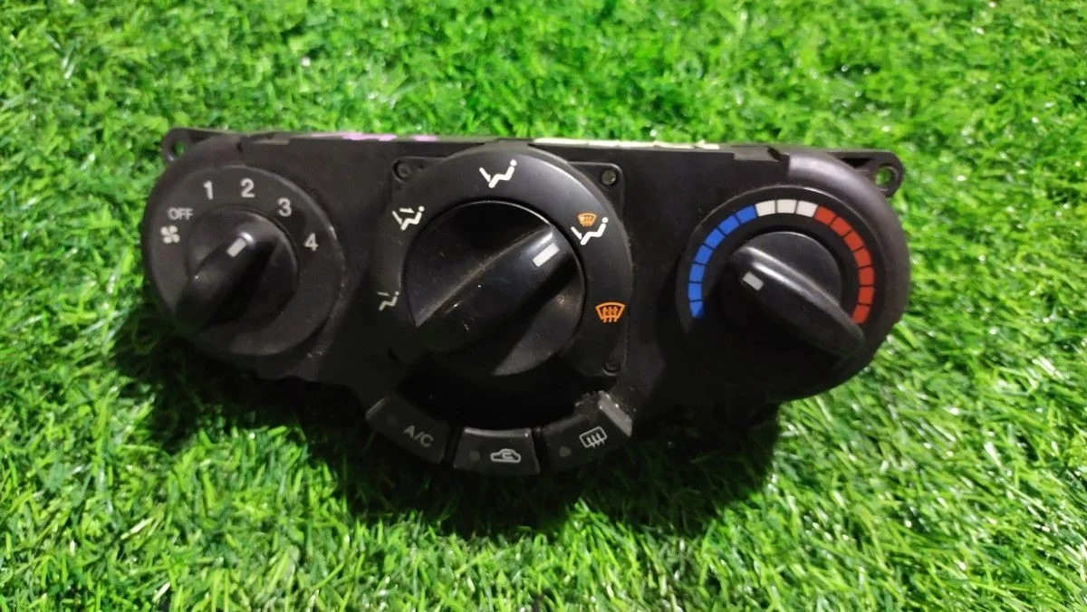 Блок управления климат контролем Chevrolet J200 I