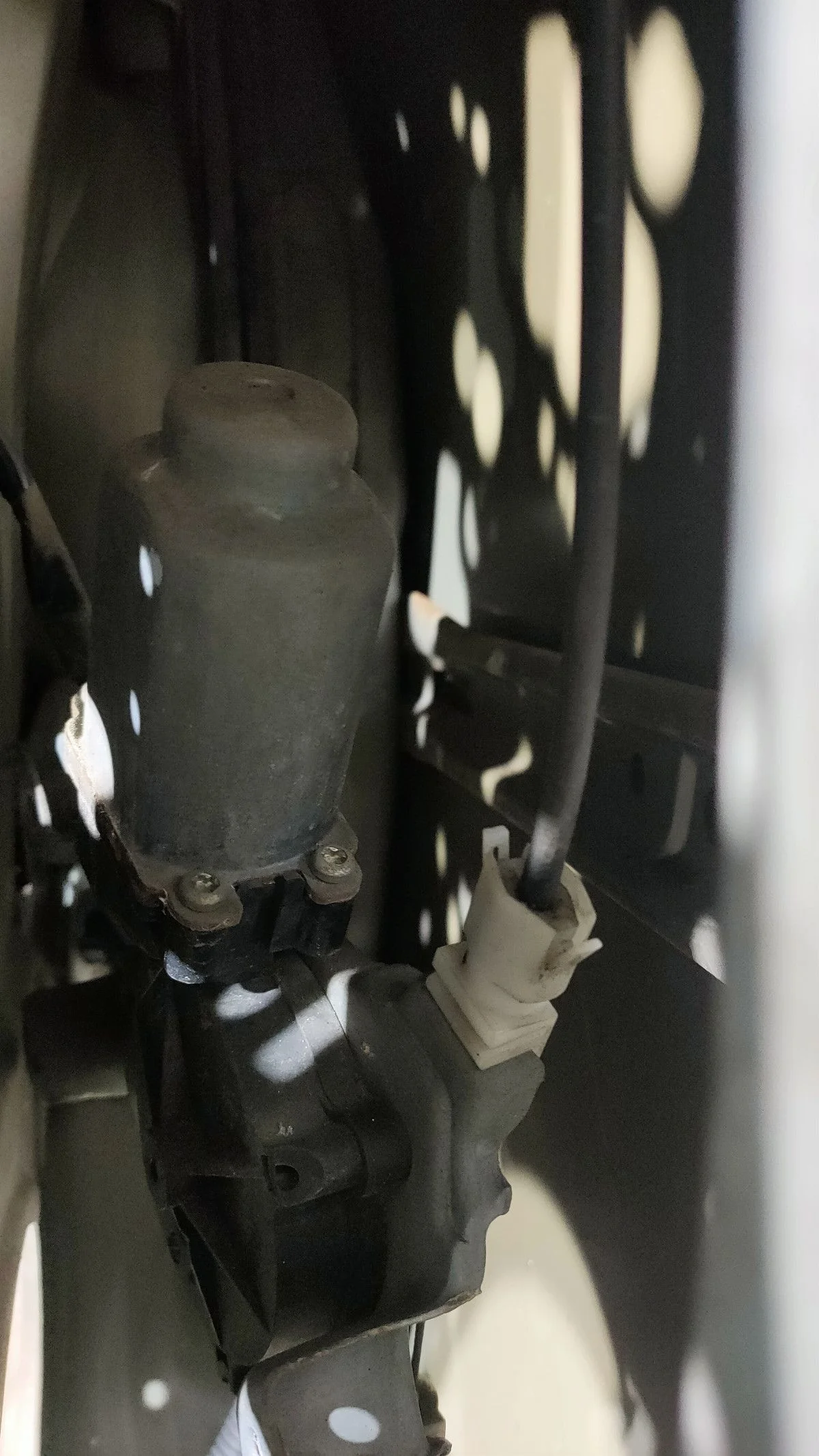 Стеклоподъемник электр. задний правый для Nissan