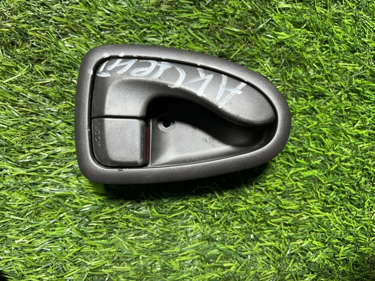 Ручка двери внутренняя Hyundai Accent II (1999—2012)