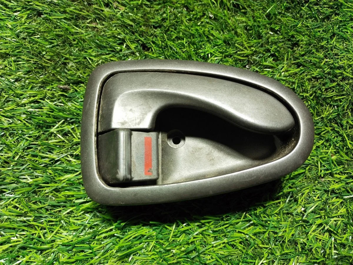 Ручка двери внутренняя Hyundai Accent