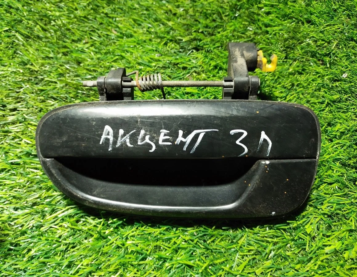 Ручка двери наружная Hyundai Accent II (1999—2012)