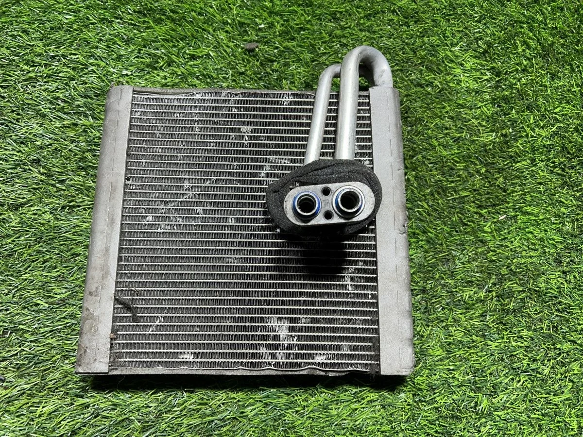 Испаритель кондиционера Hyundai Solaris