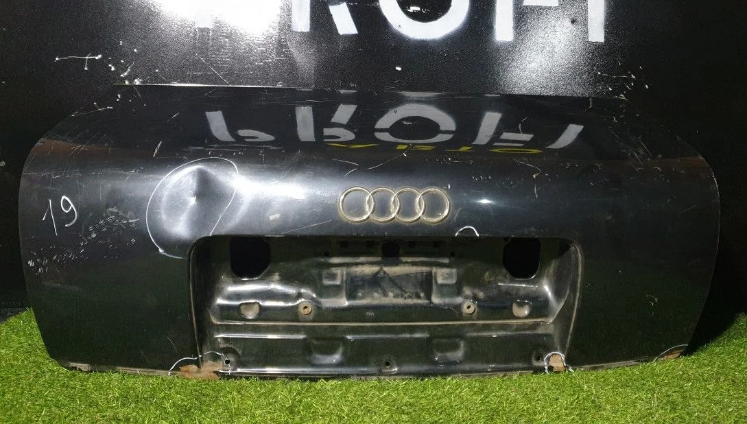 Крышка багажника Audi A6 (C5)