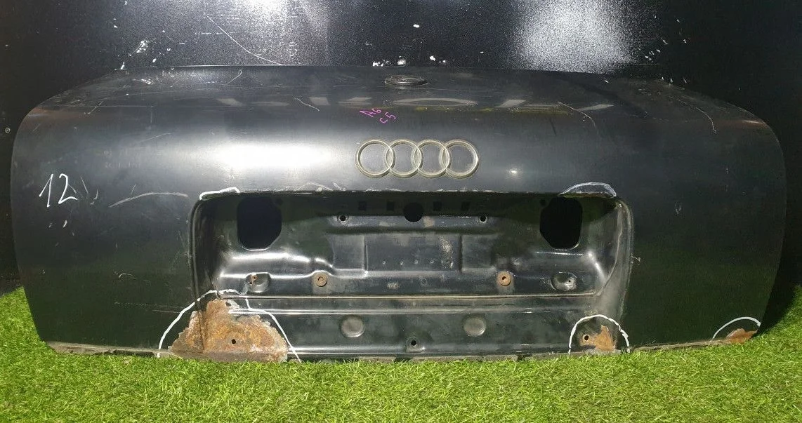 Крышка багажника Audi A6 (C5)