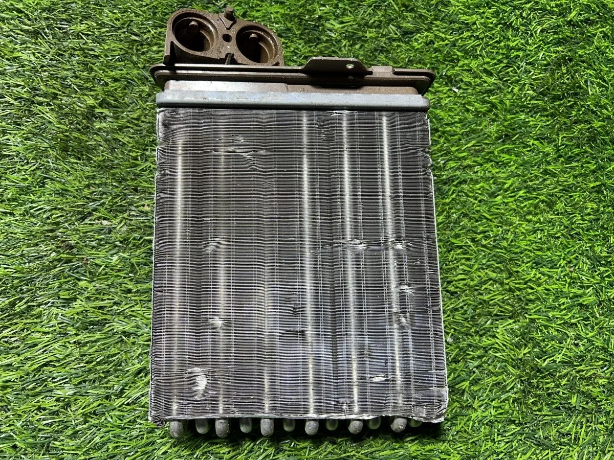 Радиатор отопителя Renault Logan