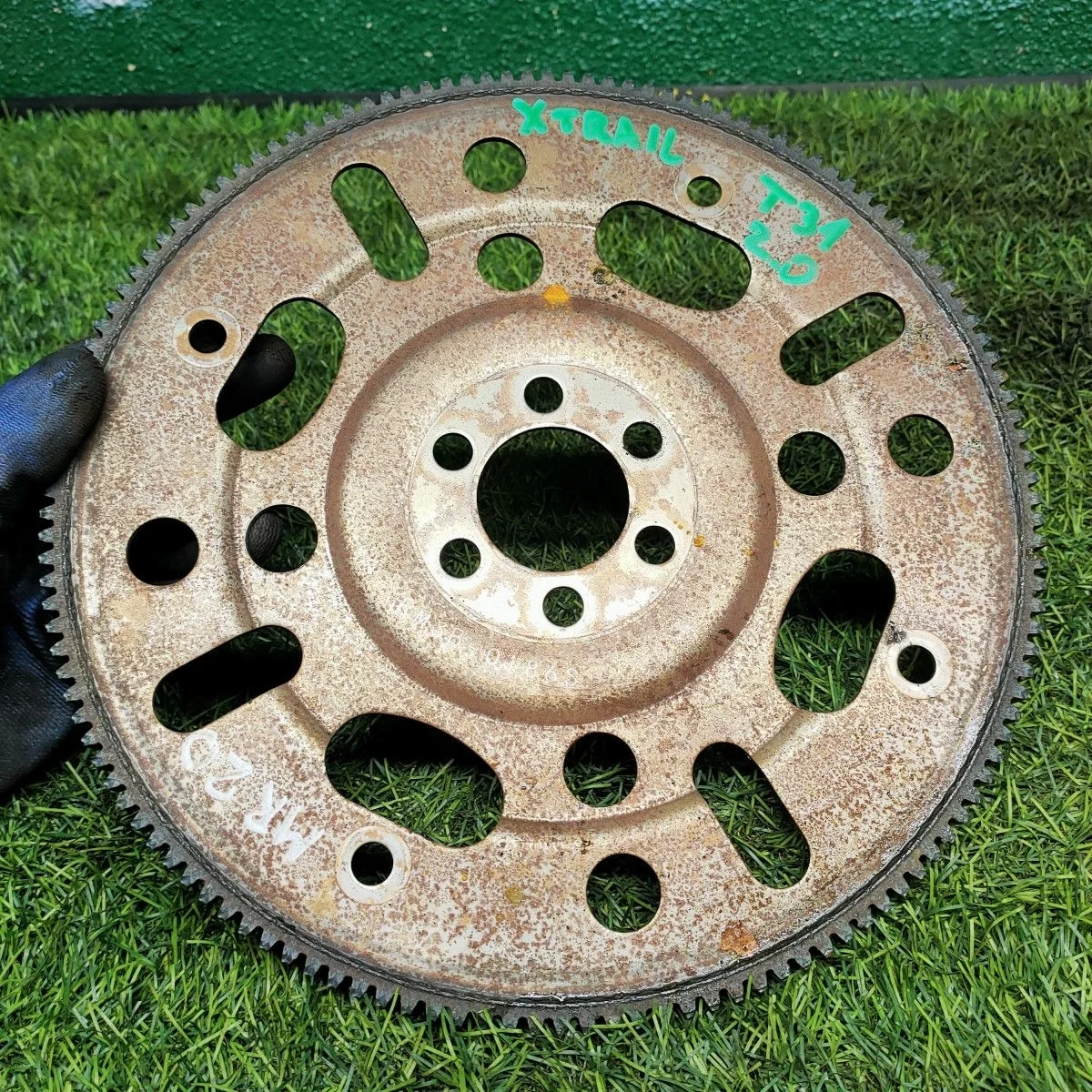 Маховик для Nissan X-Trail (T31)