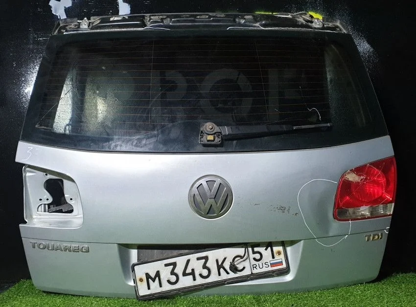 Крышка багажника Volkswagen Touareg I