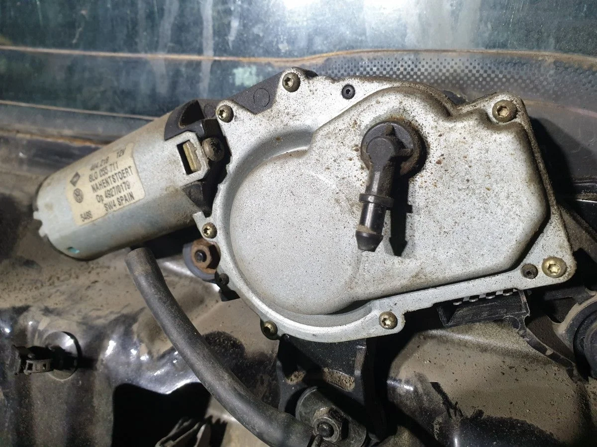 Мотор стеклоочистителя Volkswagen B5