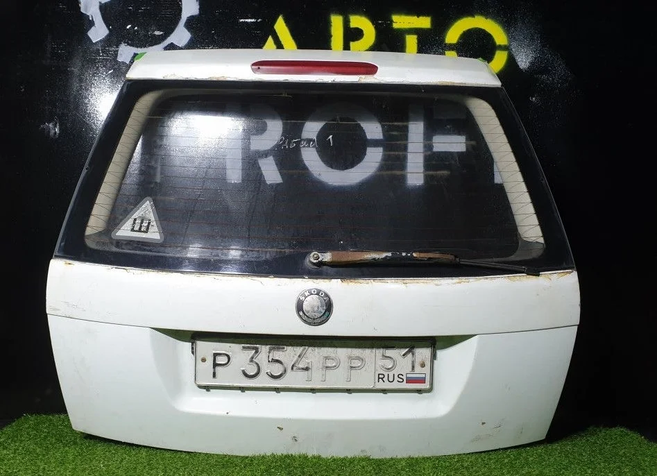 Крышка багажника Skoda Fabia I