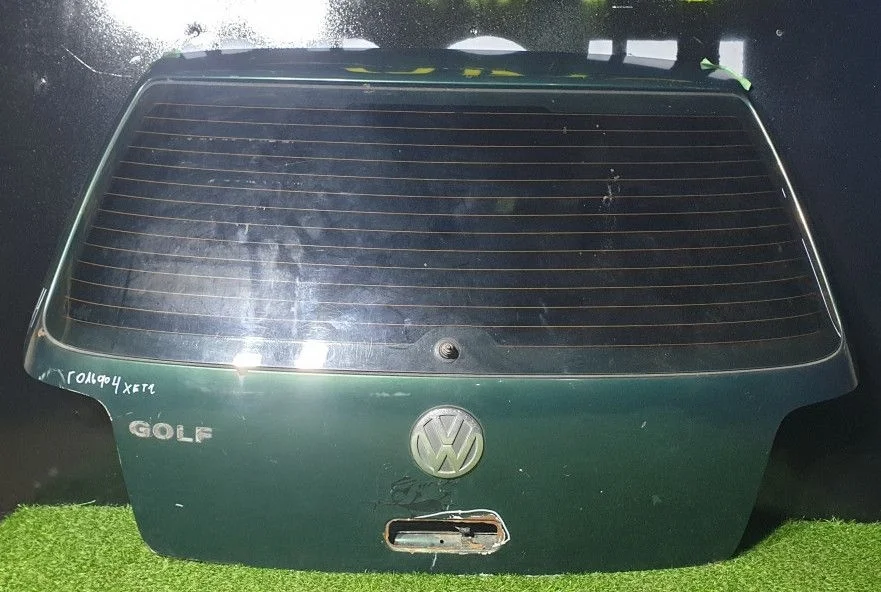 Крышка багажника Volkswagen Golf IV