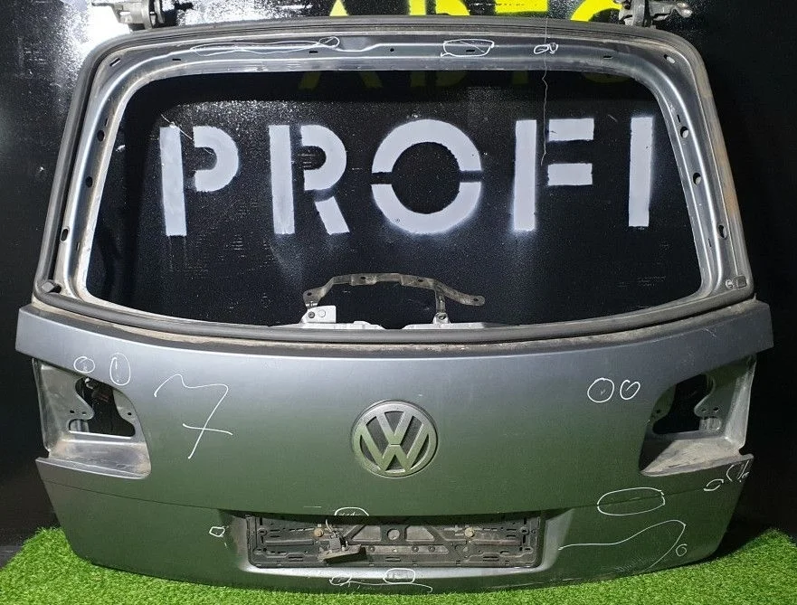 Крышка багажника Volkswagen Touareg I