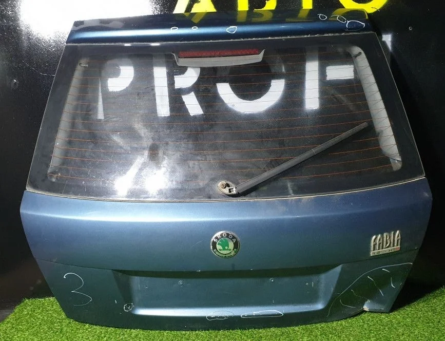 Крышка багажника Skoda Fabia I