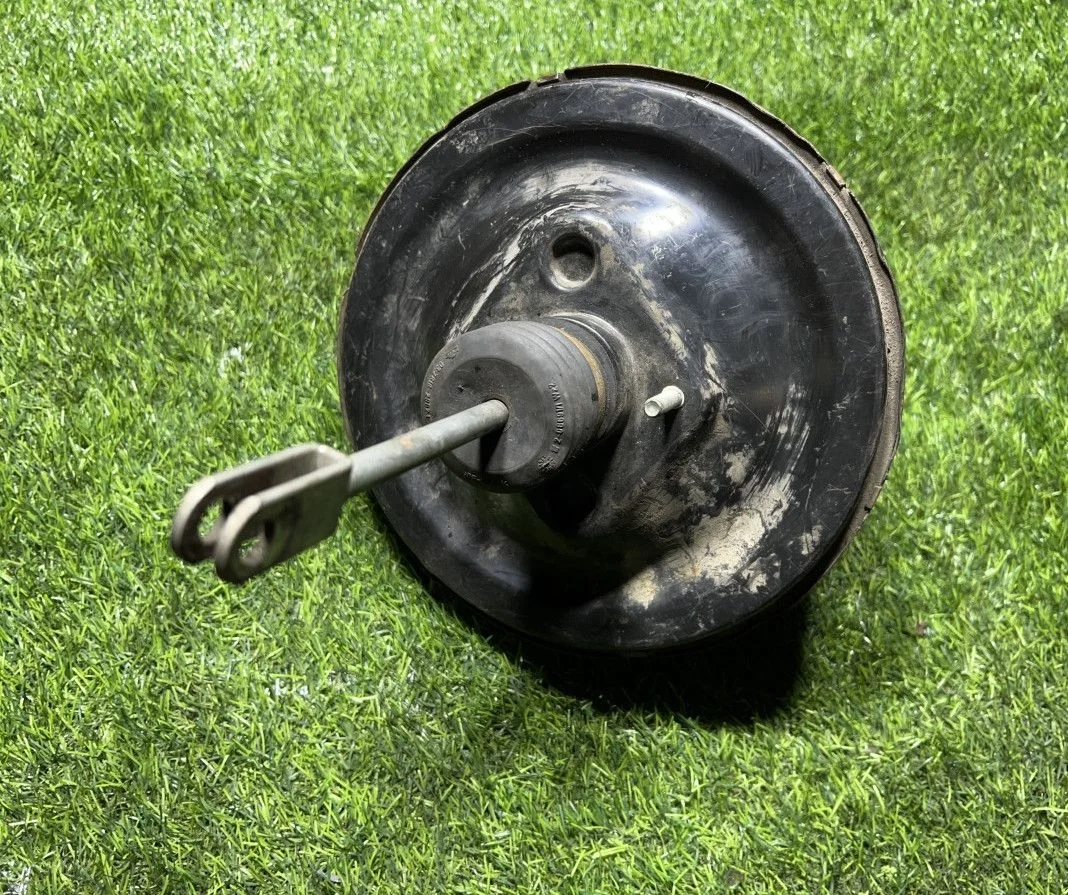 Усилитель тормозов вакуумный Opel Zafira