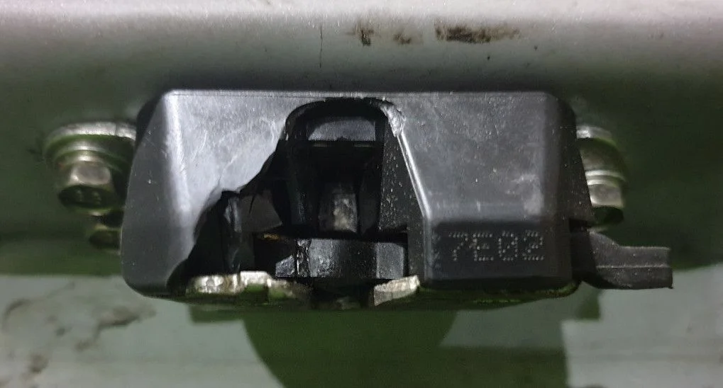 Замок багажника Chevrolet Aveo T200