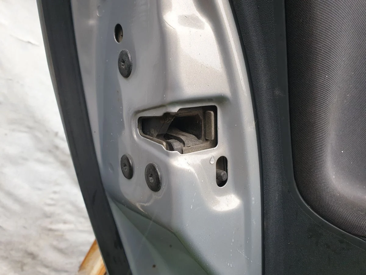 Замок двери задней левой Renault Megane II