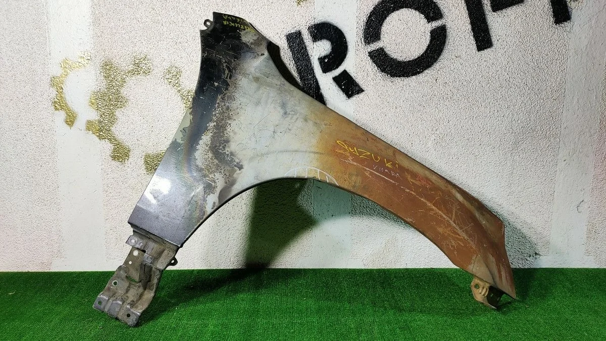 Крыло переднее правое Suzuki Grand Vitara II