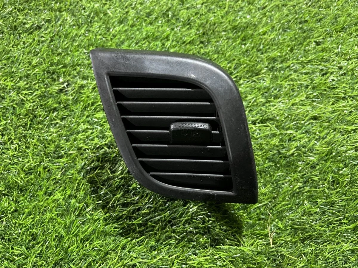 Дефлектор воздушный Hyundai Solaris I (2010—2014)