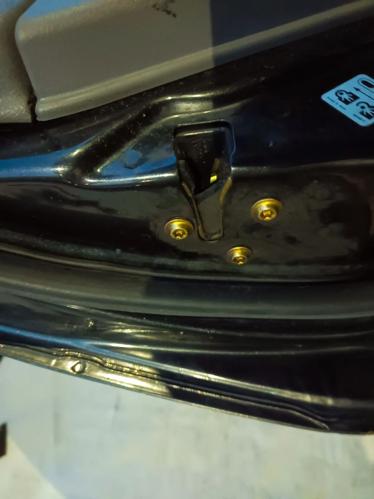 Замок двери задней левой Chevrolet Lacetti I (2004—2013)