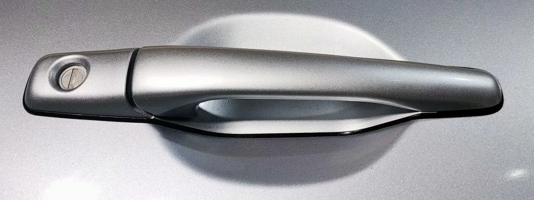 Ручка двери передней наружная правая Mitsubishi