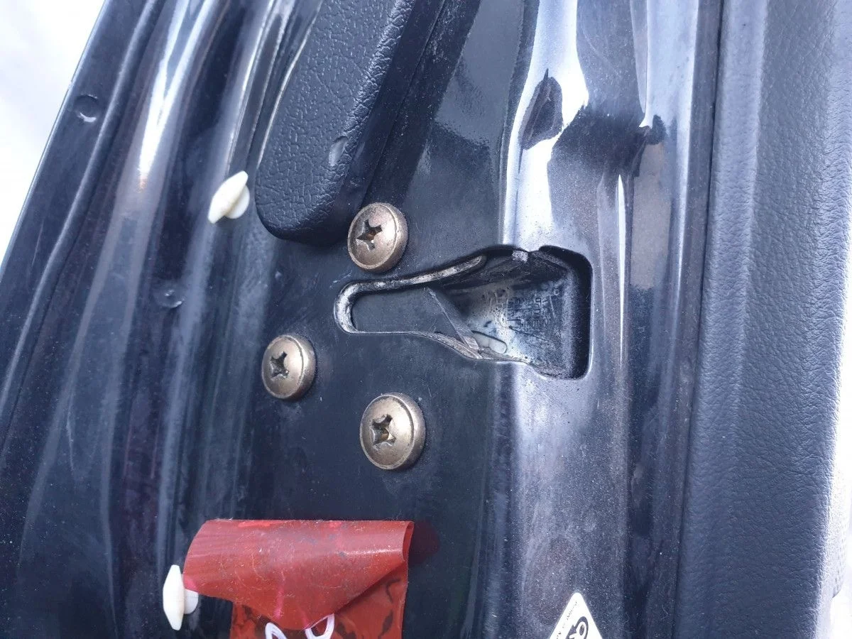 Замок двери задней левой Chevrolet Aveo Т200