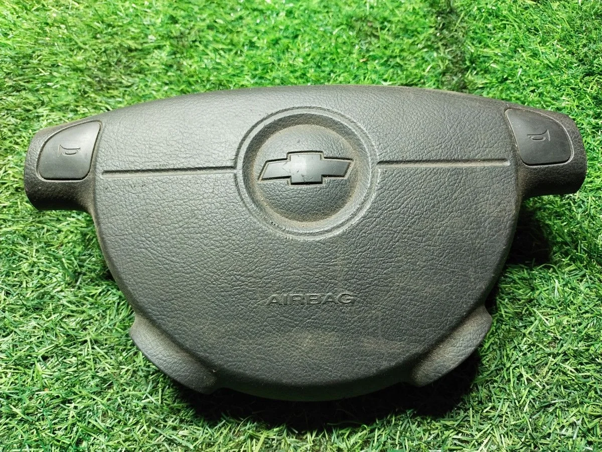 Подушка безопасности водителя Chevrolet Lacetti