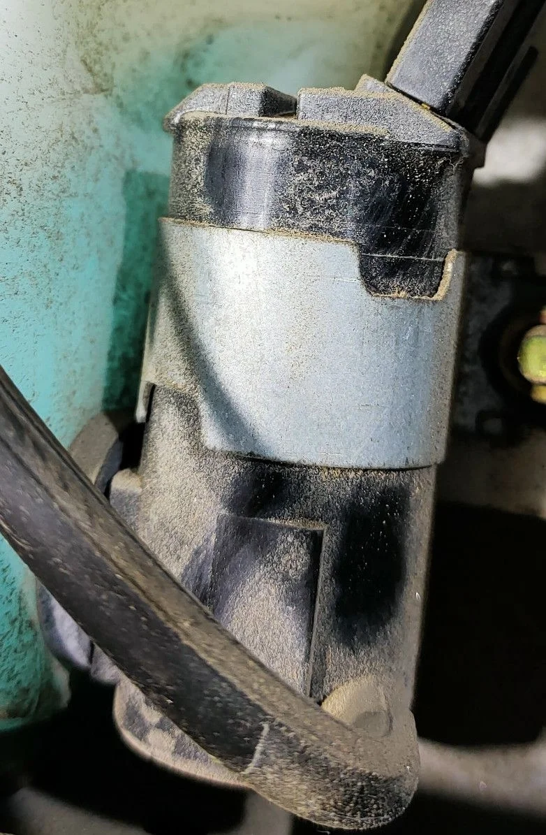 Насос заднего омывателя Mitsubishi