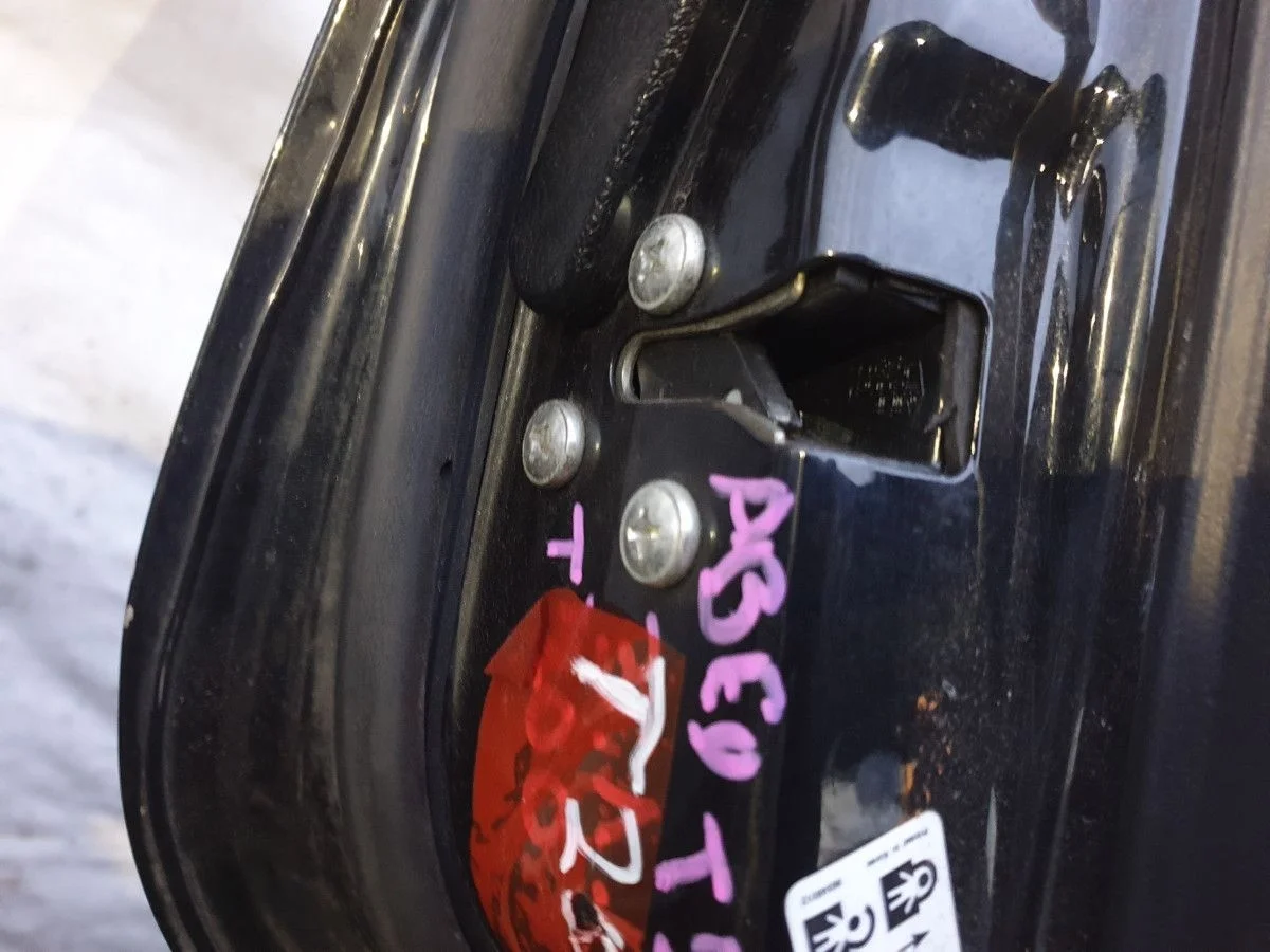 Замок двери задней левой Chevrolet Aveo Т200