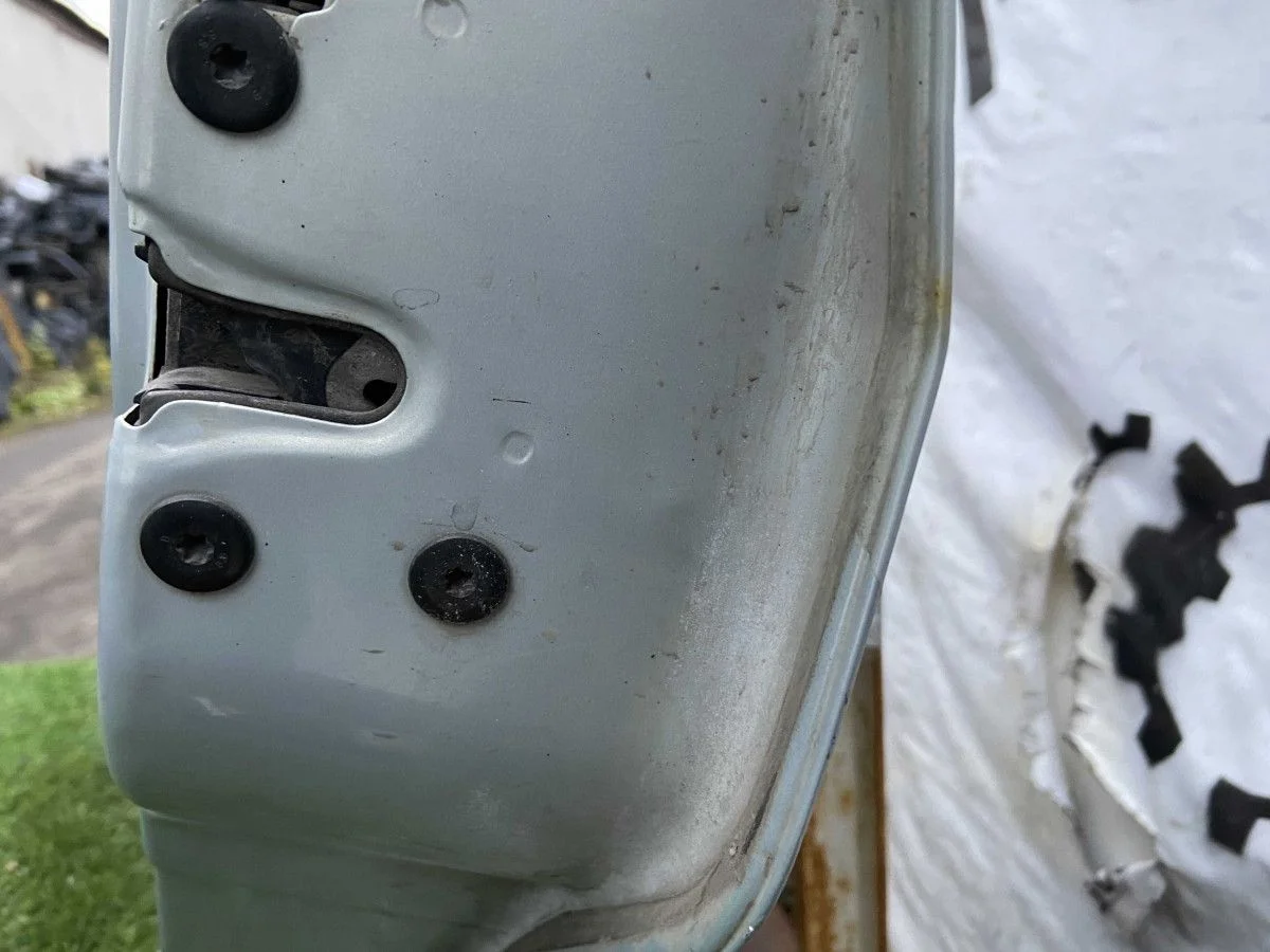 Замок двери задней правой Renault duster