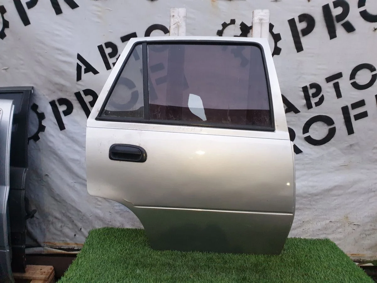 Дверь задняя правая Daewoo Nexia