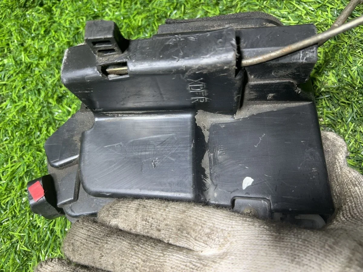 Замок двери Hyundai Elantra (XD) III