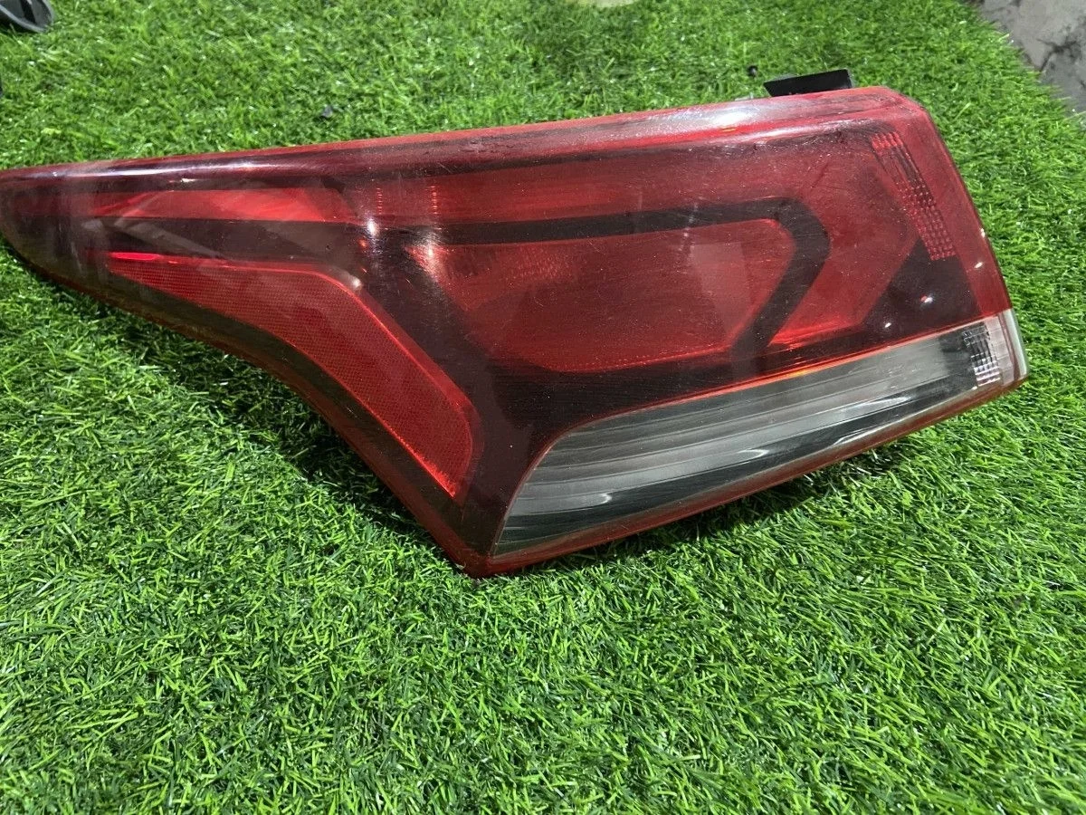 Фонарь задний левый Hyundai Solaris II