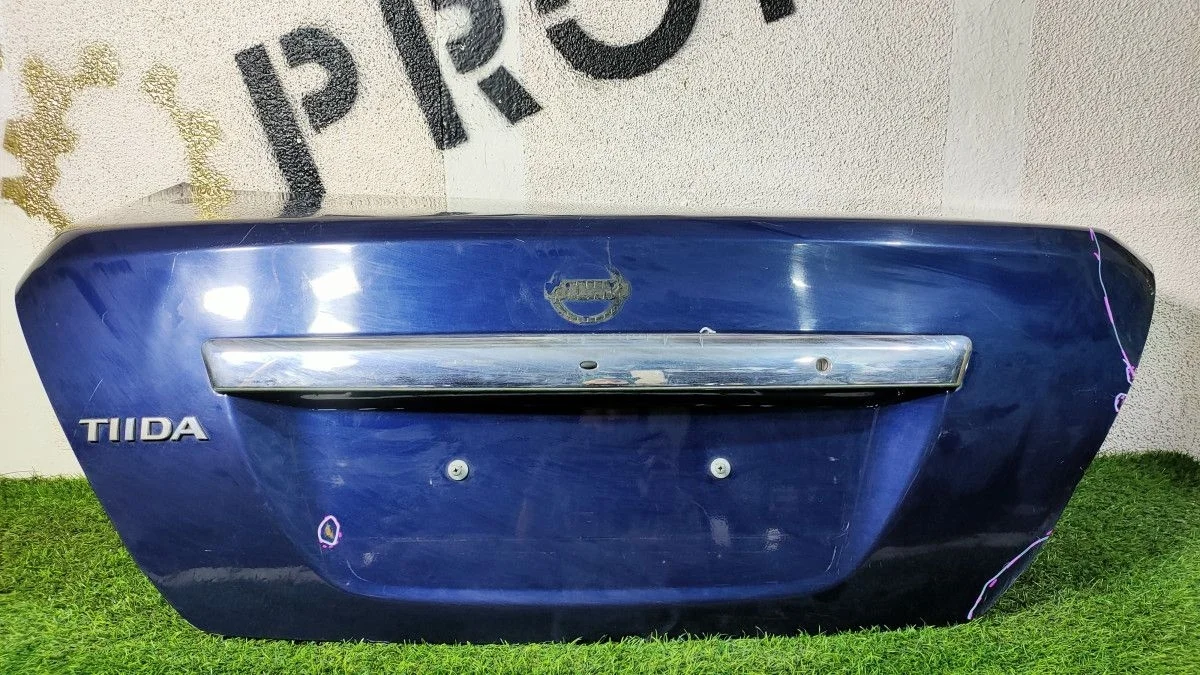 Крышка багажника для Nissan Tiida (C11) I