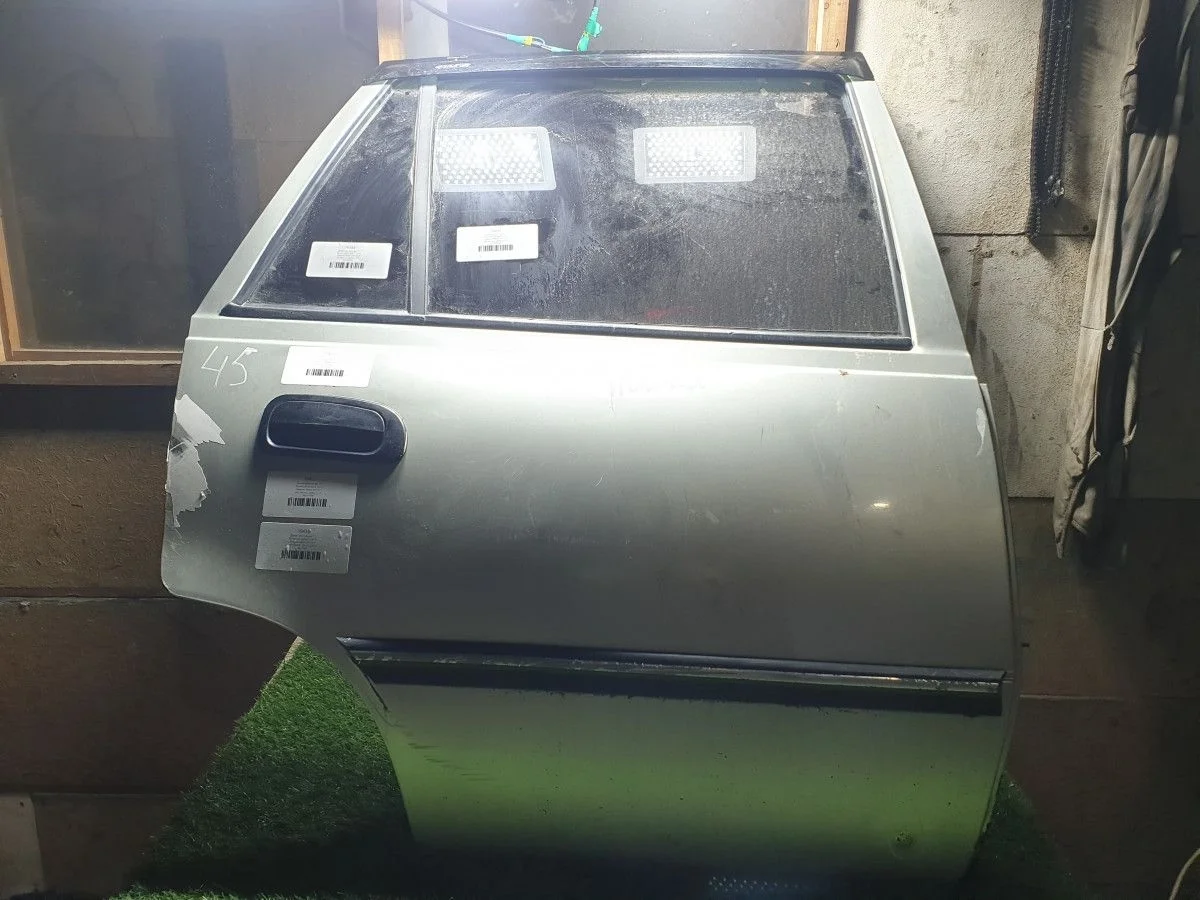 Дверь задняя правая Daewoo Nexia