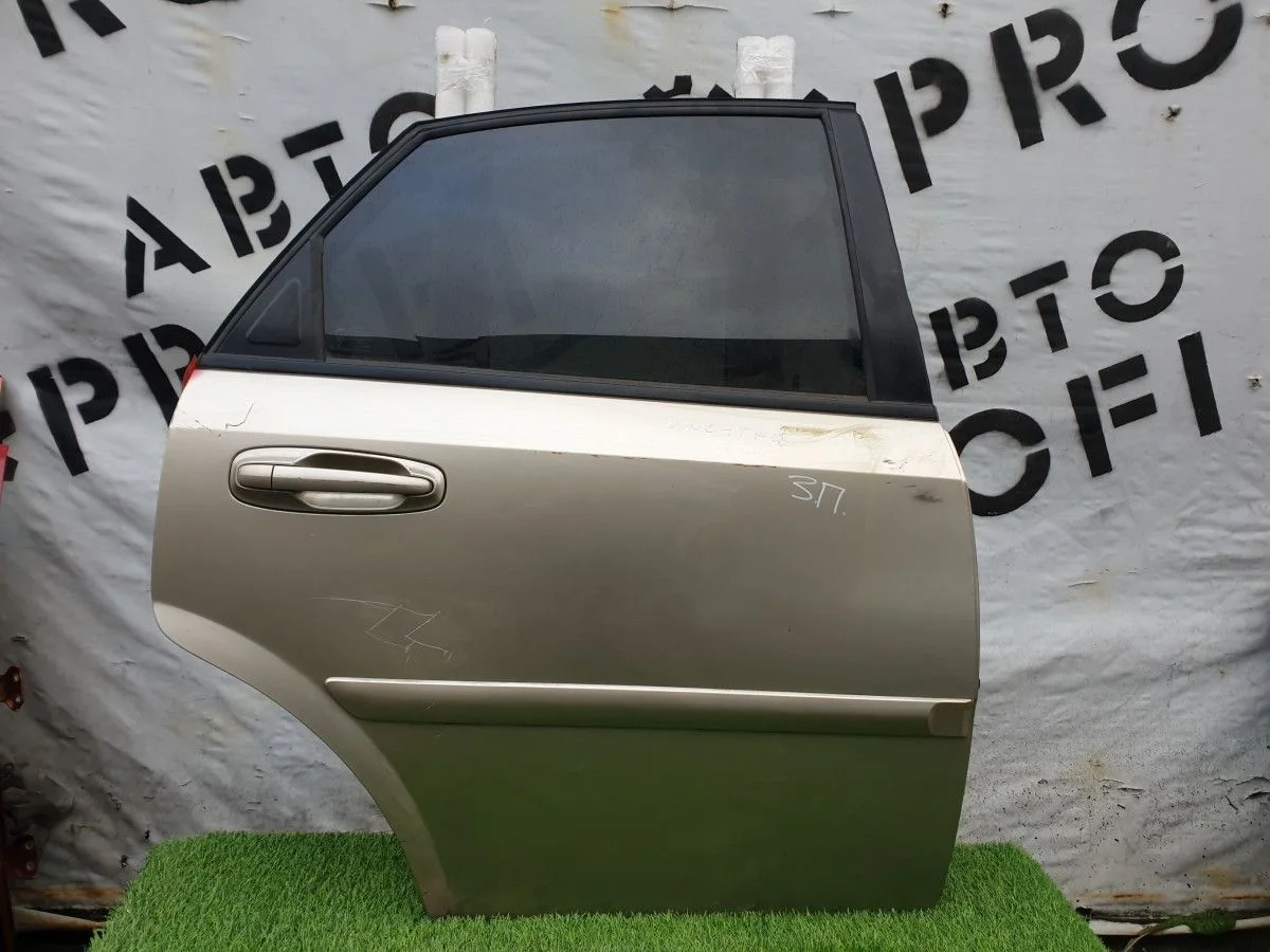 Дверь задняя правая Daewoo Gentra