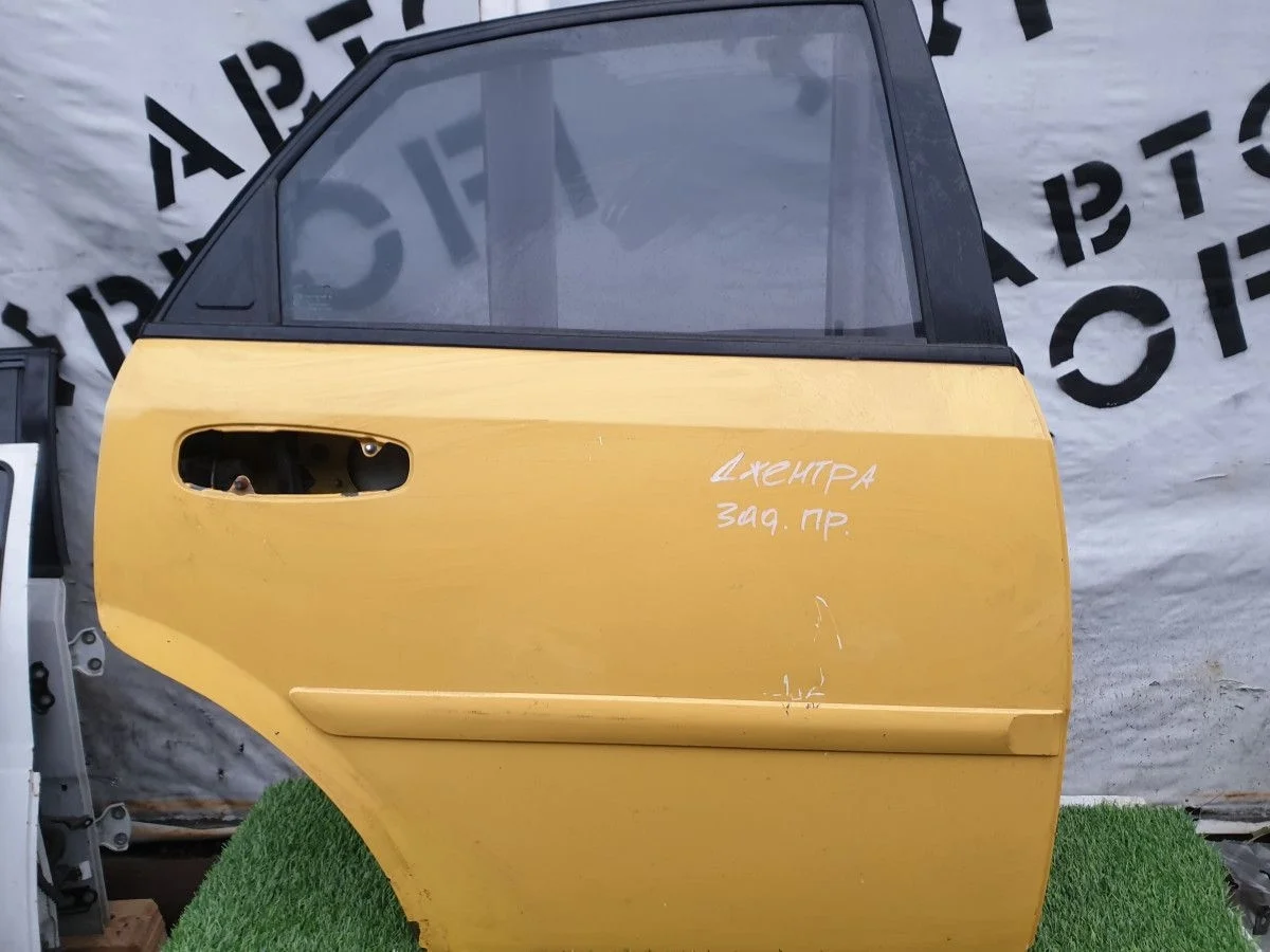 Дверь задняя правая Daewoo Gentra