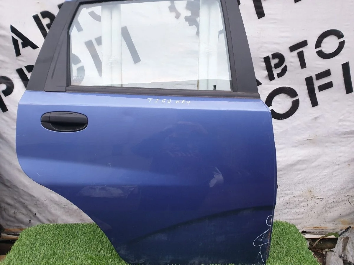 Дверь задняя правая Chevrolet Aveo T250