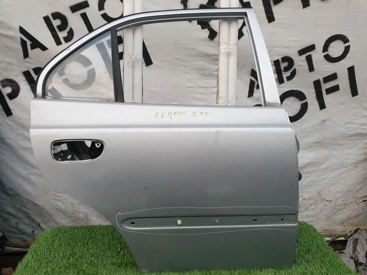 Дверь задняя правая Hyundai Accent II