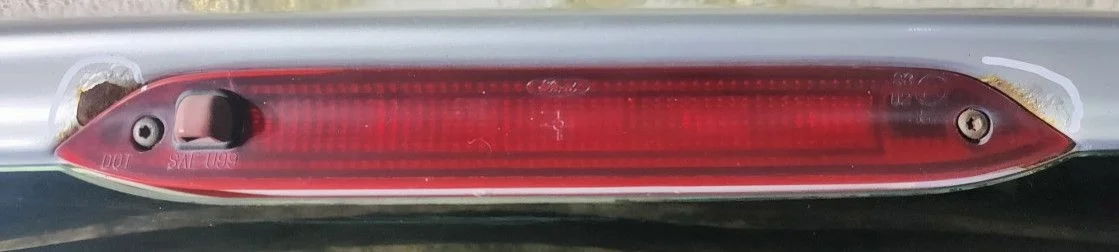 Фонарь задний (стоп сигнал) для Ford