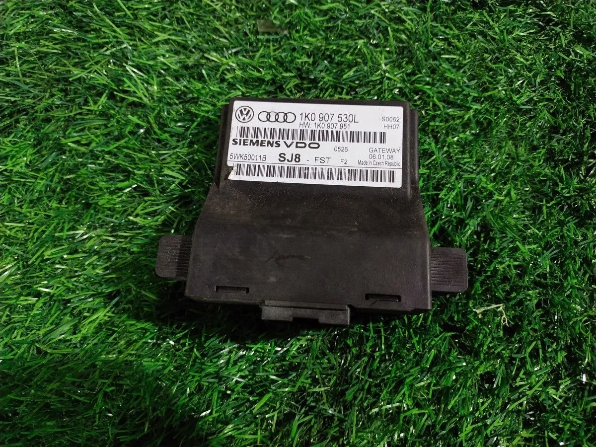 Блок электронный Skoda Octavia A5