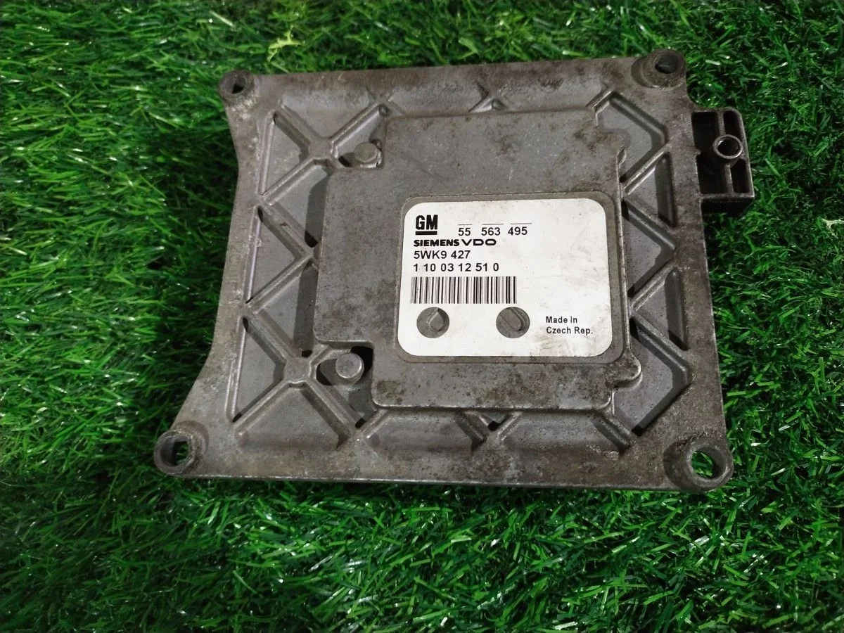 Блок управления двигателем Opel Astra H