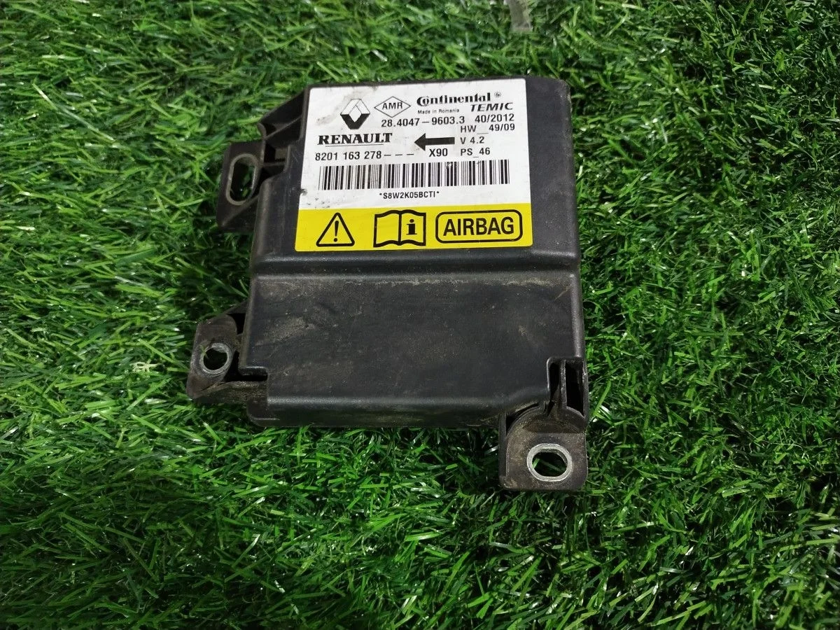 Блок управления AIR BAG Renault Logan