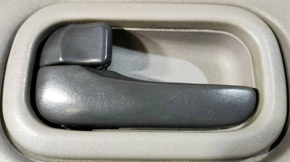 Ручка двери внутренняя левая для Nissan