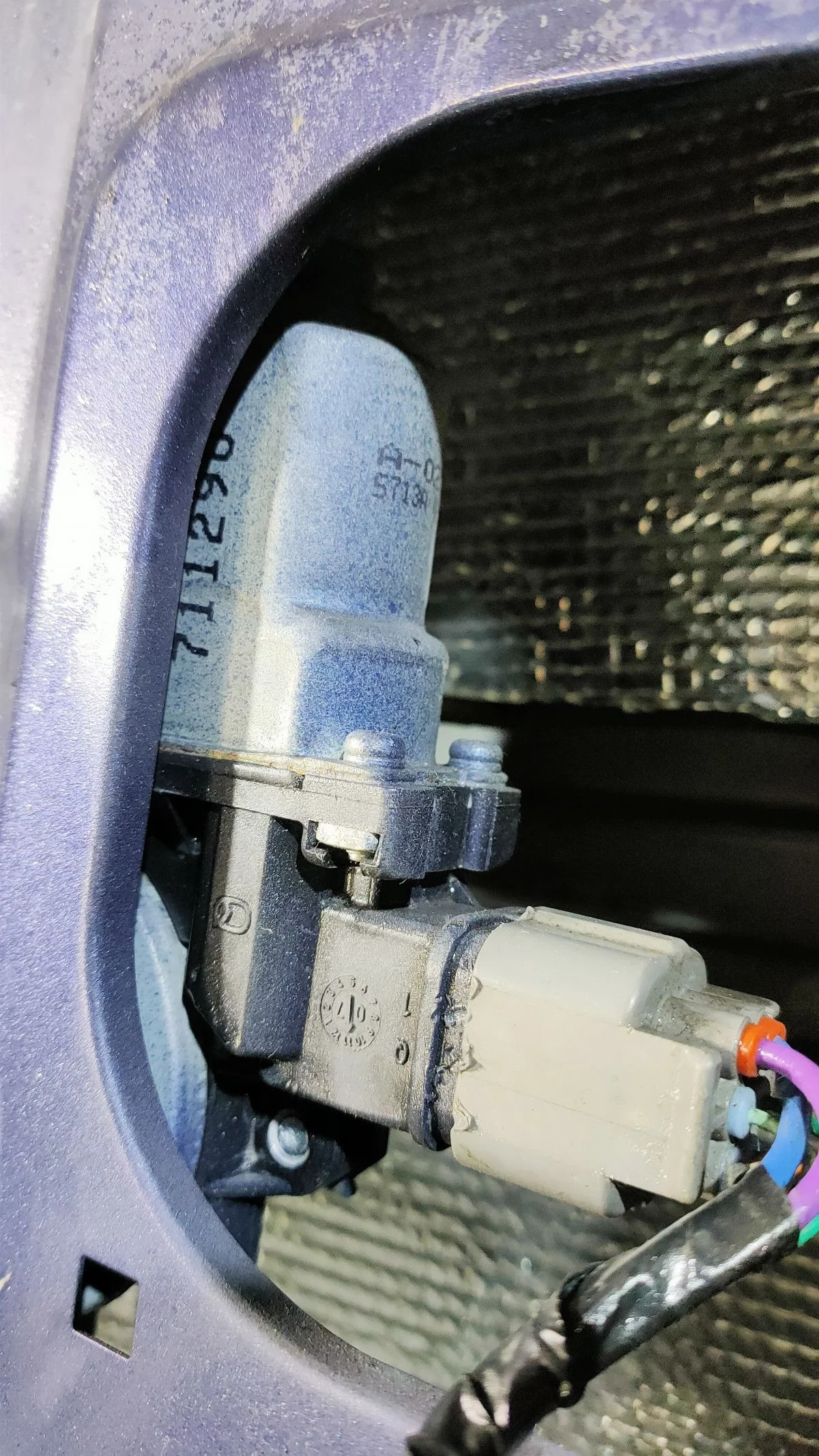 Стеклоподъемник электр. передний левый  Mitsubishi