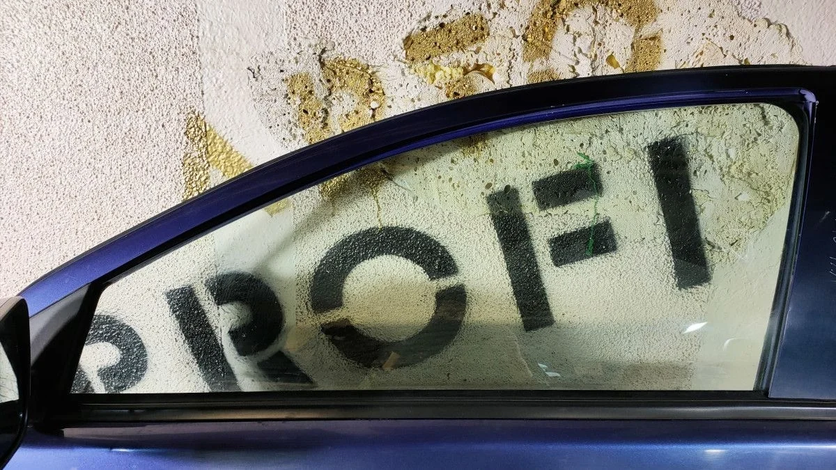 Стекло двери передней левой для Mitsubishi Lancer